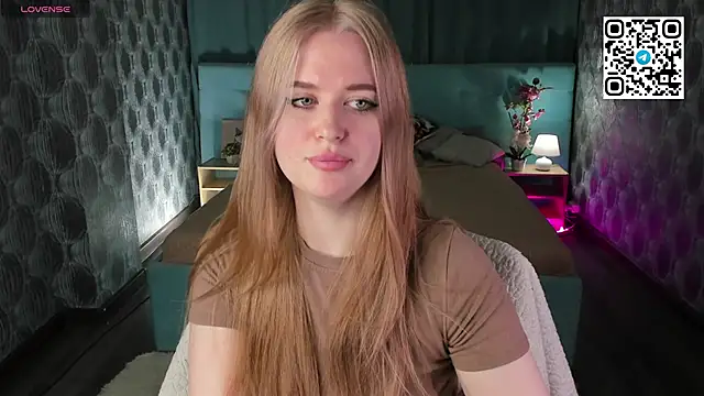 Snapshot of Betany_Foks chatting on 24, 5, 2026 Betany Foks online show from 24, 5, 2026