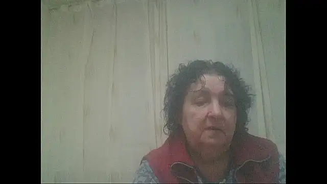 Snapshot of maturekorine chatting on 16, 10, 2025 maturekorine online show from 16, 10, 2025