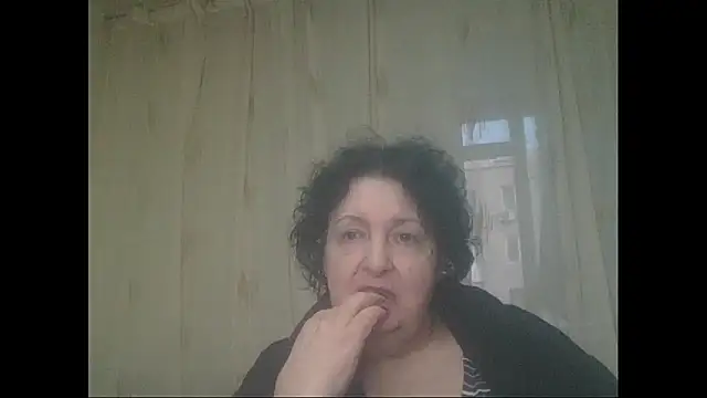 Snapshot of maturekorine chatting on 22, 10, 2025 maturekorine online show from 22, 10, 2025