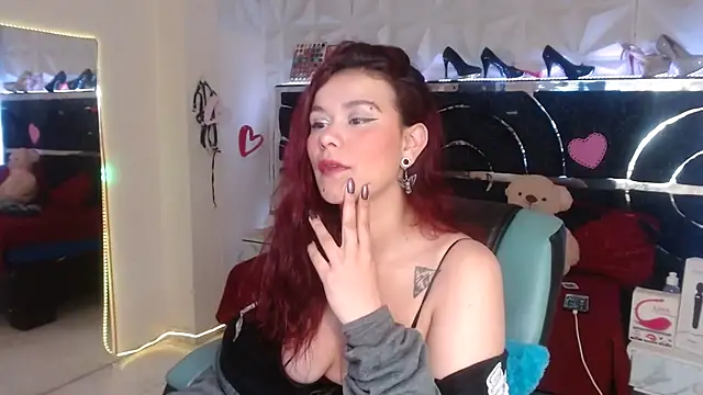 red moon 2 online show from 25, 2, 2026