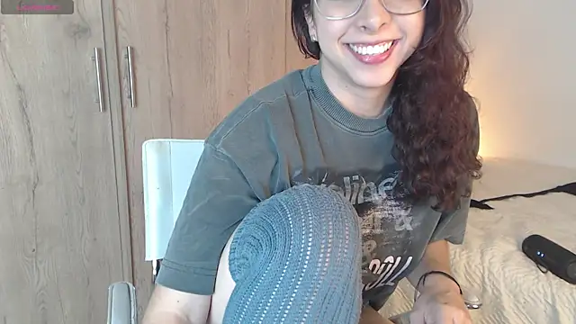 Snapshot of Abii_26 chatting on 22, 10, 2025 Abii 26 online show from 22, 10, 2025