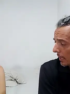 Snapshot of KarameloVzla chatting on 28, 9, 2025 KarameloVzla online show from 28, 9, 2025