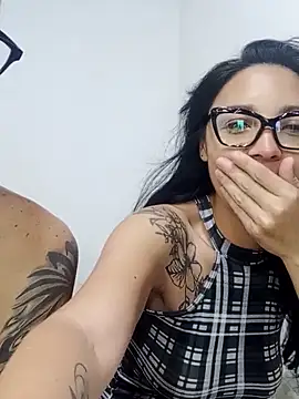 Snapshot of KarameloVzla chatting on 19, 10, 2025 KarameloVzla online show from 19, 10, 2025