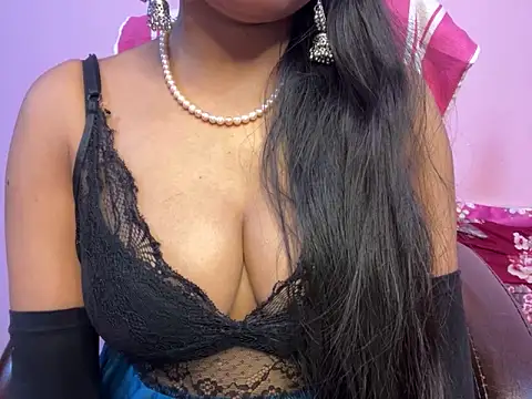 Snapshot of roshni-5 chatting on 6, 2, 2025 roshni-5 online show from 6, 2, 2025