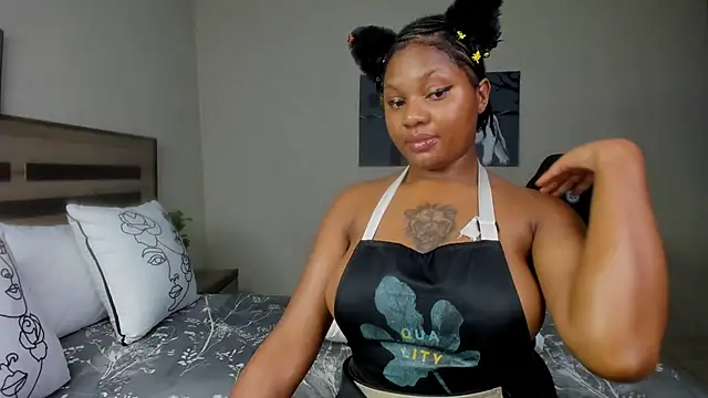 Renee-18 online show from 16, 2, 2025