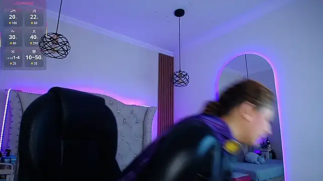 Charlotte Jones   online show from 15, 1, 2026