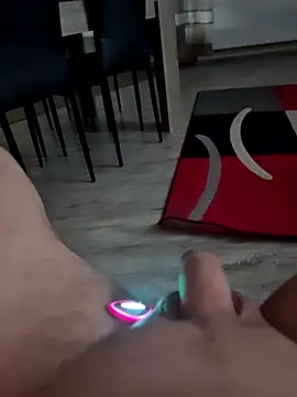 Szeltolo001 online show from 14, 3, 2026