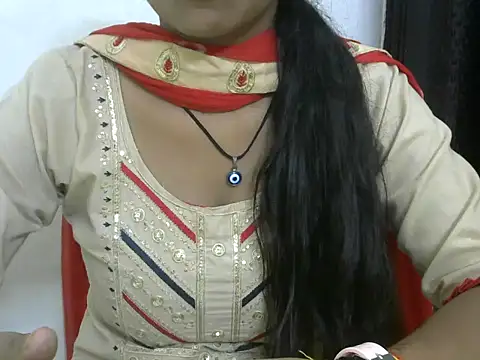 momo lov online show from 23, 9, 2025