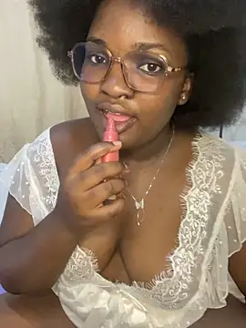 Snapshot of sweet18creamybigpussy chatting on 14, 9, 2025 sweet18creamybigpussy online show from 14, 9, 2025