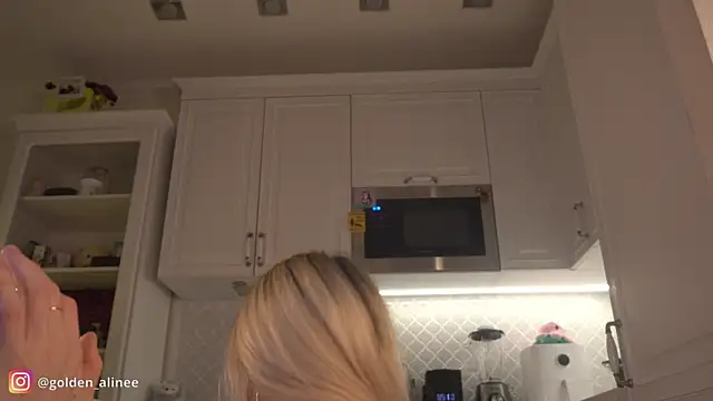 Golden Aline online show from 15, 1, 2025