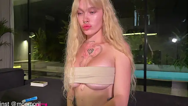 Golden Aline online show from 2, 2, 2026