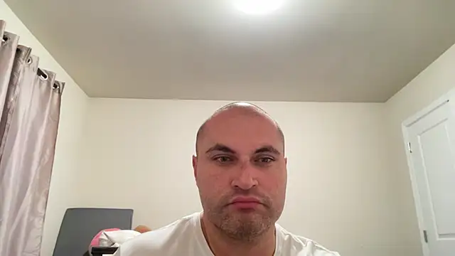 SluggishChase99 online show from 26, 7, 2026
