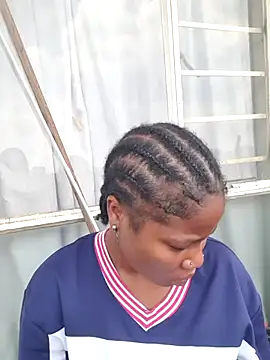 PerfectionBerrie online show from 5, 3, 2025