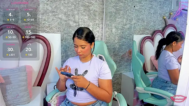 EmmaCrush online show from 14, 4, 2026