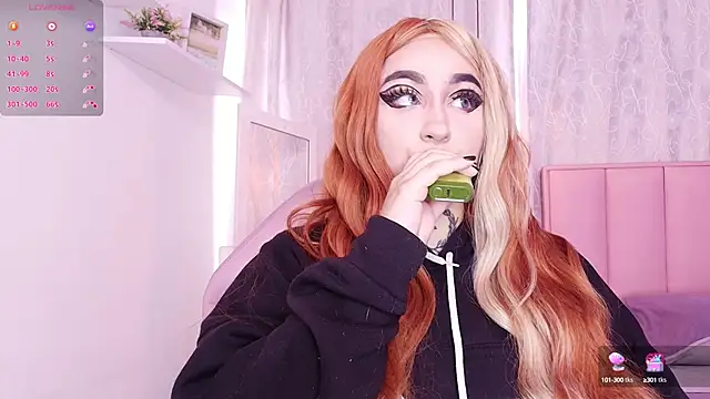 Snapshot of bella-green chatting on 15, 2, 2025 bella-green online show from 15, 2, 2025