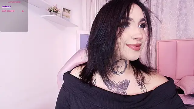 Snapshot of bella-green chatting on 7, 3, 2025 bella-green online show from 7, 3, 2025