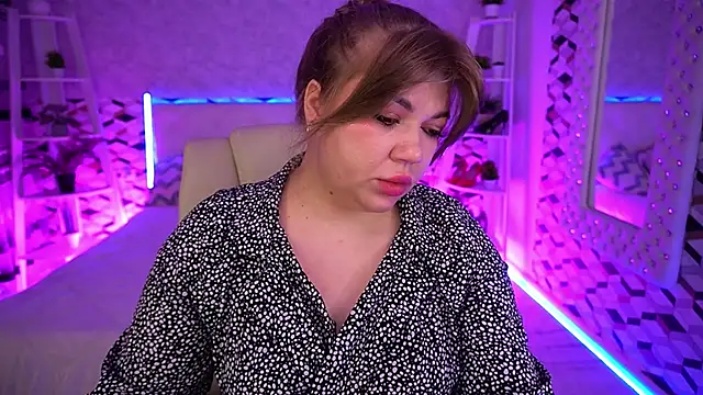 Snapshot of GabbieJay chatting on 9, 6, 2026 GabbieJay online show from 9, 6, 2026
