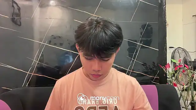 hoenika online show from 4, 2, 2026