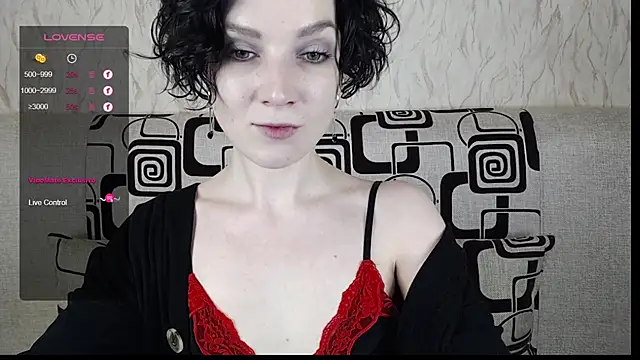 TinaWince online show from 28, 2, 2025