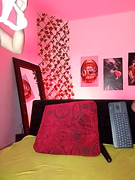 Snapshot of ARTHUR_MINI chatting on 22, 9, 2025 ARTHUR MINI online show from 22, 9, 2025