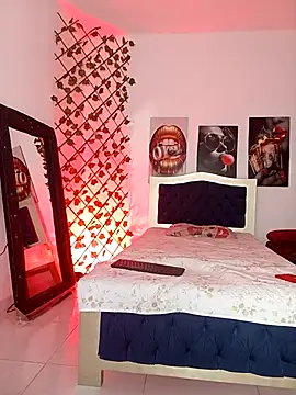 Snapshot of ARTHUR_MINI chatting on 11, 11, 2025 ARTHUR MINI online show from 11, 11, 2025