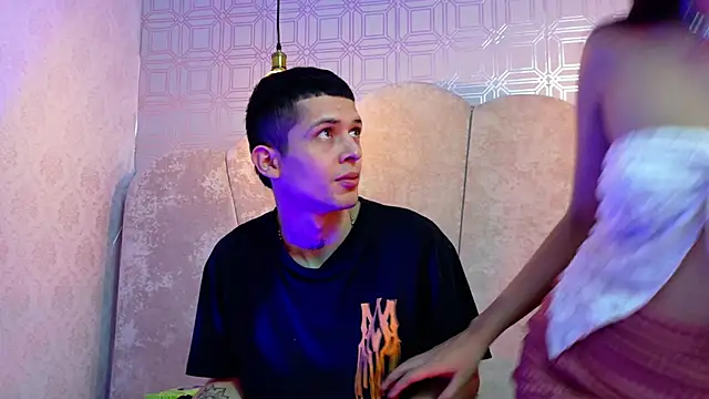 Snapshot of kendalltaylorr chatting on 3, 12, 2025 kendalltaylorr online show from 3, 12, 2025