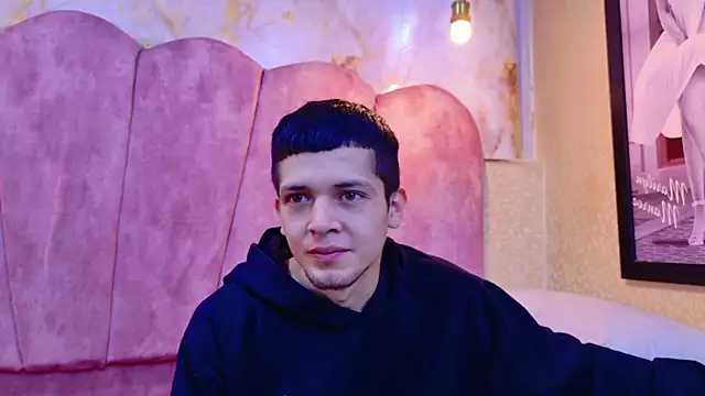 kendalltaylorr online show from 16, 12, 2025