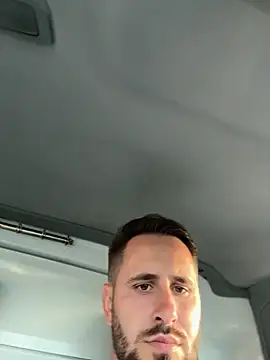 Snapshot of GeoGeorgee chatting on 8, 9, 2025 GeoGeorgee online show from 8, 9, 2025