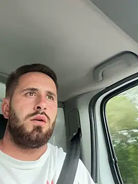 Snapshot of GeoGeorgee chatting on 14, 9, 2025 GeoGeorgee online show from 14, 9, 2025