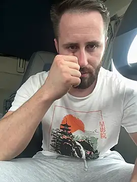 GeoGeorgee online show from 1, 2, 2026