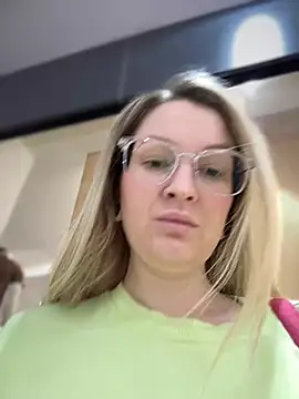 Snapshot of Teya_moon_ chatting on 29, 12, 2024 Teya moon online show from 29, 12, 2024