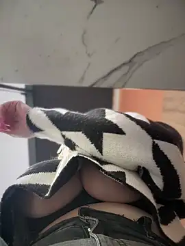 Snapshot of Teya_moon_ chatting on 24, 1, 2025 Teya moon online show from 24, 1, 2025