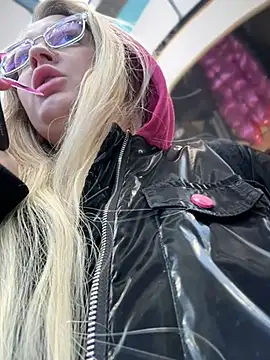 Snapshot of Teya_moon_ chatting on 14, 2, 2025 Teya moon online show from 14, 2, 2025