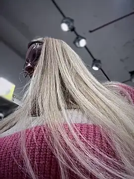 Snapshot of Teya_moon_ chatting on 19, 2, 2025 Teya moon online show from 19, 2, 2025