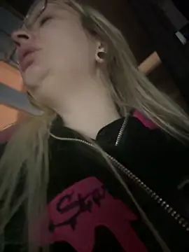 Snapshot of Teya_moon_ chatting on 27, 2, 2025 Teya moon online show from 27, 2, 2025