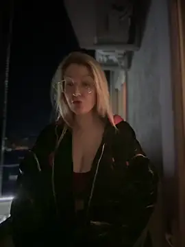 Snapshot of Teya_moon_ chatting on 6, 3, 2025 Teya moon online show from 6, 3, 2025