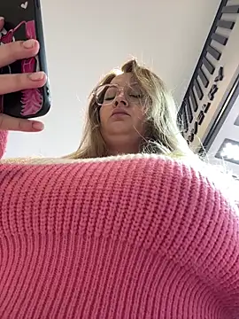 Snapshot of Teya_moon_ chatting on 10, 2, 2026 Teya moon online show from 10, 2, 2026