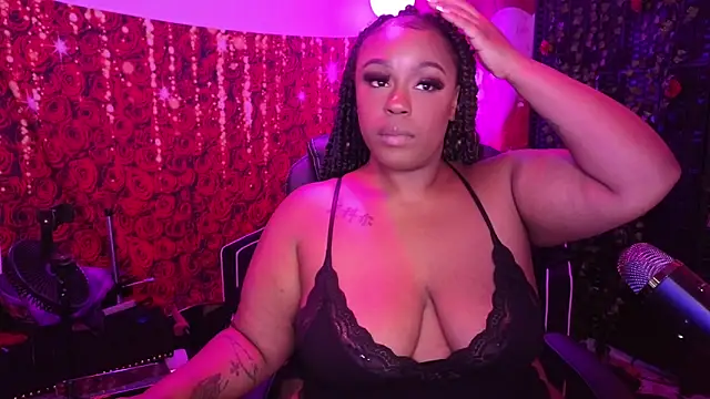 Snapshot of cheriserozequeen chatting on 16, 5, 2026 cheriserozequeen online show from 16, 5, 2026
