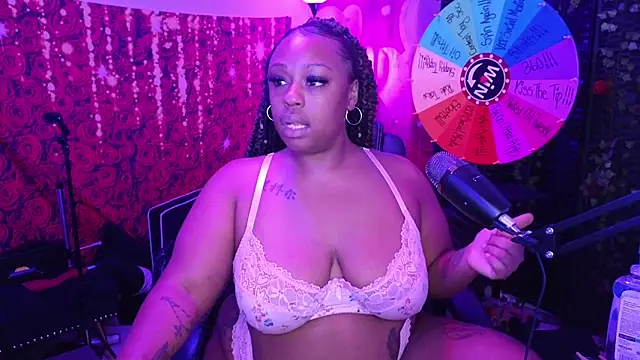 Snapshot of cheriserozequeen chatting on 27, 5, 2026 cheriserozequeen online show from 27, 5, 2026