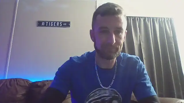 Snapshot of HungStud4You chatting on 27, 2, 2025 HungStud4You online show from 27, 2, 2025