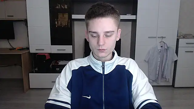 angryzan online show from 25, 12, 2024