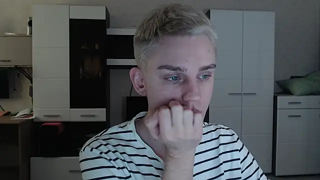 angryzan online show from 20, 2, 2025