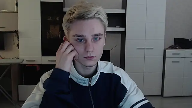 angryzan online show from 18, 3, 2025