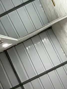 Snapshot of Sofia_Queen17 chatting on 14, 12, 2025 Sofia Queen17 online show from 14, 12, 2025