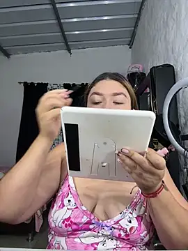 Snapshot of Sofia_Queen17 chatting on 1, 3, 2026 Sofia Queen17 online show from 1, 3, 2026