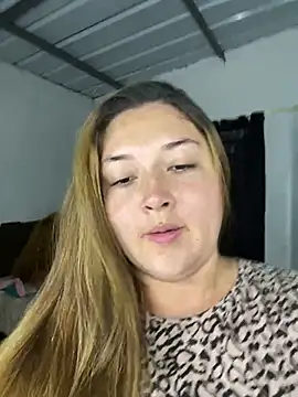 Snapshot of Sofia_Queen17 chatting on 2, 3, 2026 Sofia Queen17 online show from 2, 3, 2026