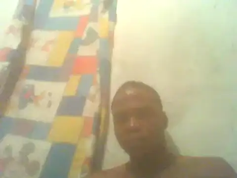 Snapshot of POPEMZY69 chatting on 5, 1, 2025 POPEMZY69 online show from 5, 1, 2025