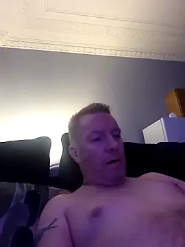 Snapshot of walker1979 chatting on 3, 11, 2025 walker1979 online show from 3, 11, 2025