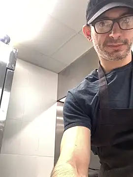 hailzeffn online show from 17, 3, 2026