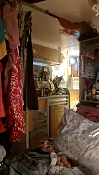 whitetrashdirtyslut online show from 6, 7, 2026